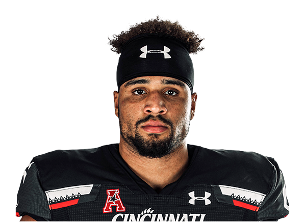 Darrian Beavers  OLB  Cincinnati | NFL Draft 2022 Souting Report - Portrait Image