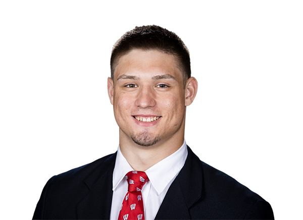 Leo Chenal  LB  Wisconsin | NFL Draft 2022 Souting Report - Portrait Image