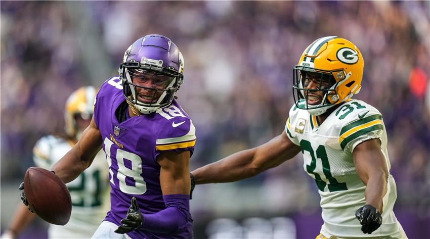 Touchdowns and Jackpots- Combining College Football Wagers with Online Game Wins