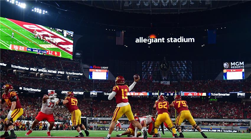 The 10 Largest NFL Stadiums in the United States