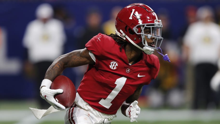 Vegas Oddsmakers Break Down 2022 WR Class, Available Props for NFL Draft