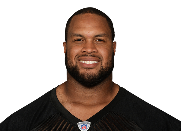 Mackenzy Bernadeau Madden NFL 2017 rating