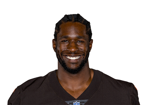 Stephen Weatherly Madden NFL 2023 rating